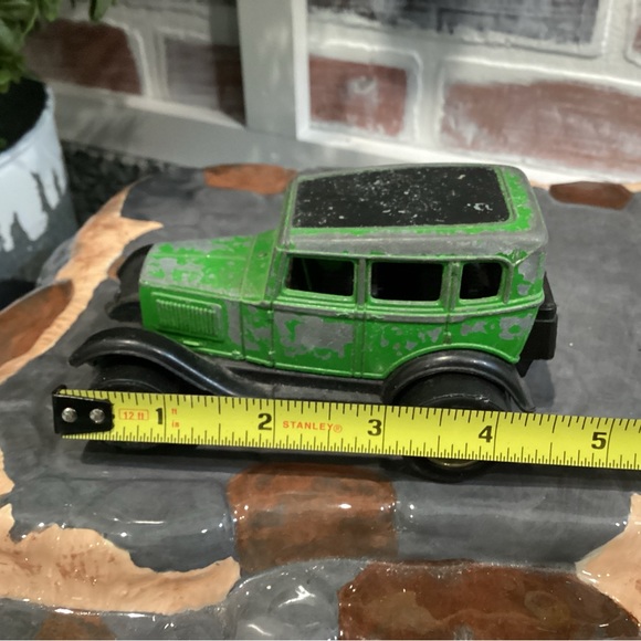 “5/$25” - Vintage Tootsietoy Model A Ford Touring Sedan - Collectible Diecast - Picture 10 of 11
